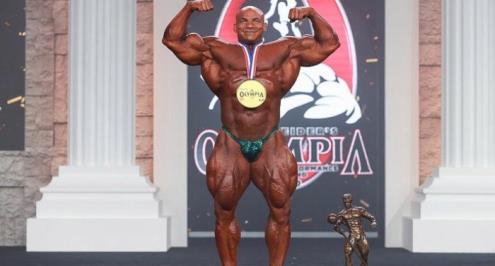 بعد فوزه بمستر أولمبيا للمرة الثانية.. كيف تحصل على عضلات "بيج رامي"؟